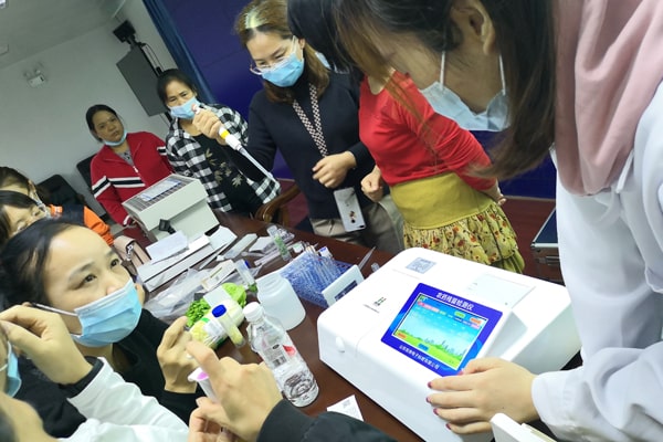 丝瓜视频在线观看科技農殘儀走進廣西南寧市場監督局